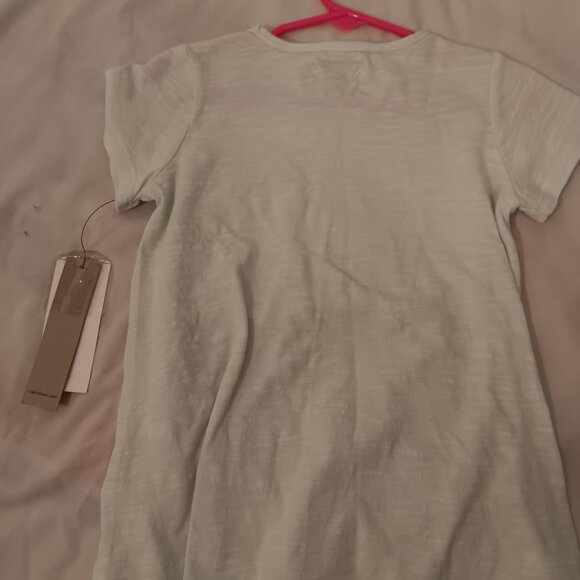 Girl's NWT T-Shirt - Picture 3 of 3